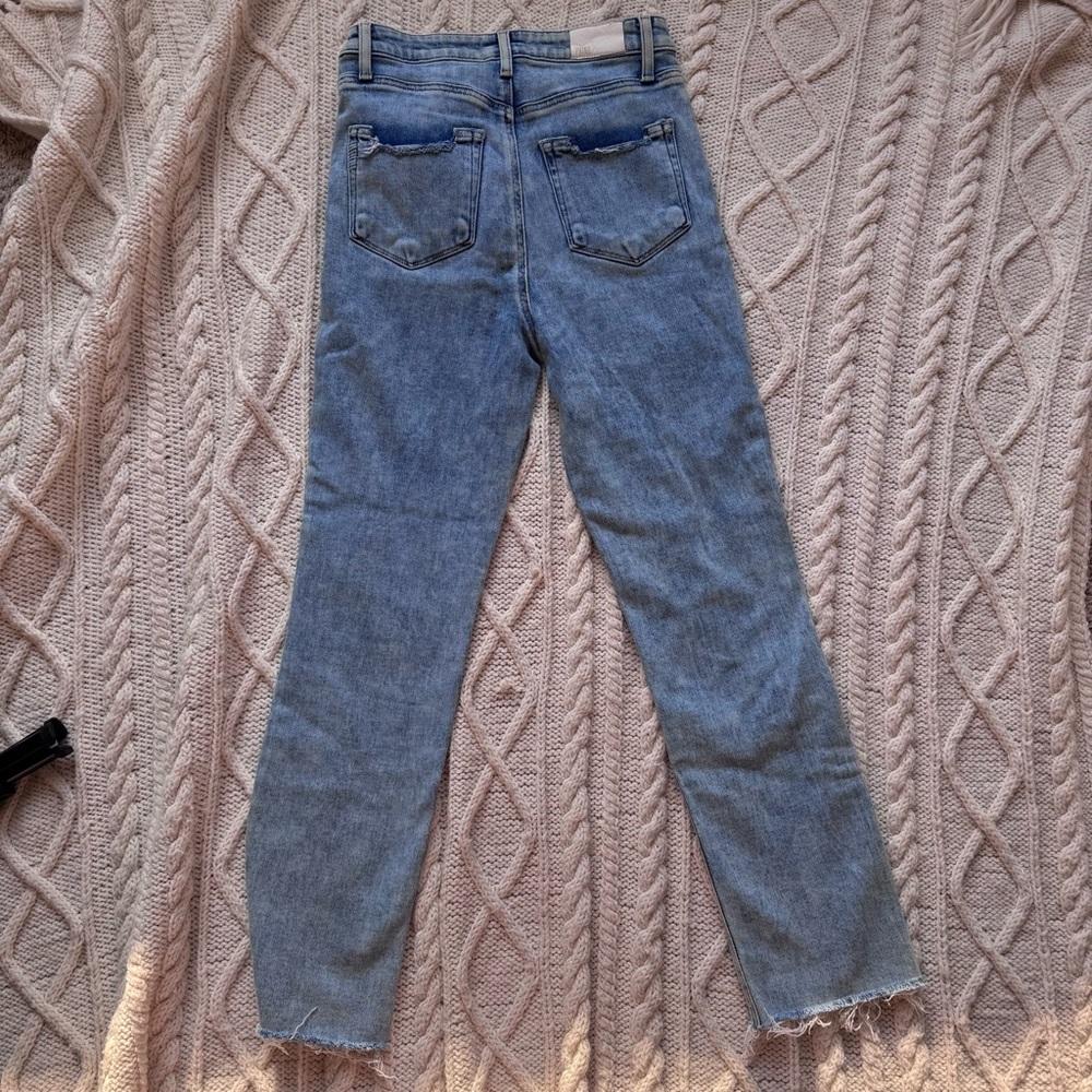 Paige Premium Denim - Ultra High Rise Cindy w/ Raw Hem in Mariska, Size 27 - Picture 4 of 9